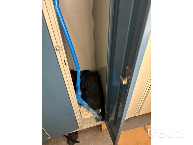6 st. Omklädningsskåp