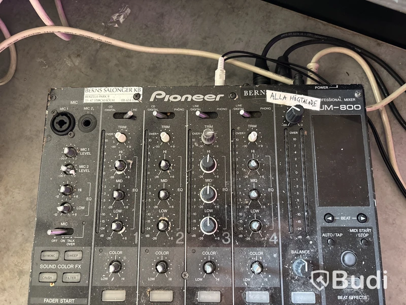 DJ mixer Pioneer DJM-800