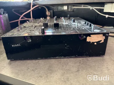 DJ mixer Pioneer DJM-800