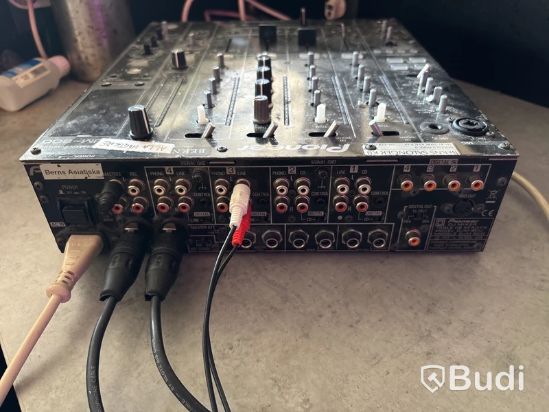 DJ mixer Pioneer DJM-800