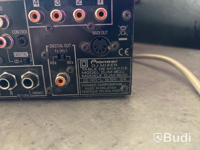 DJ mixer Pioneer DJM-800