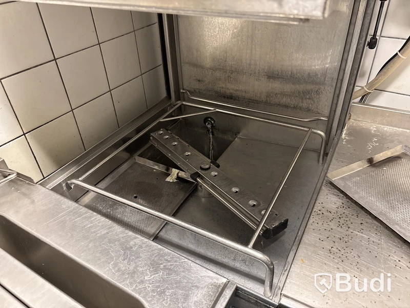 Diskhörna - diskmaskin inkl. diskbänkar