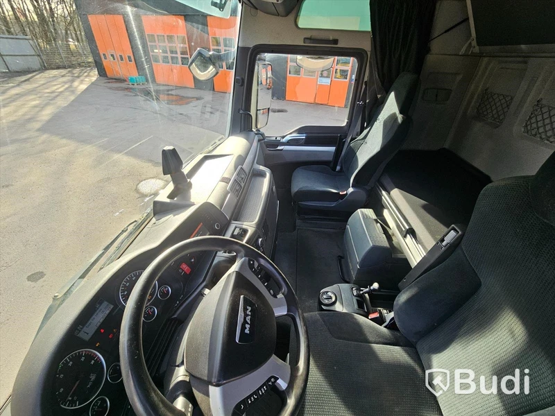 Dragbil MAN TGX 28.500 6X2-2 BLS -2016