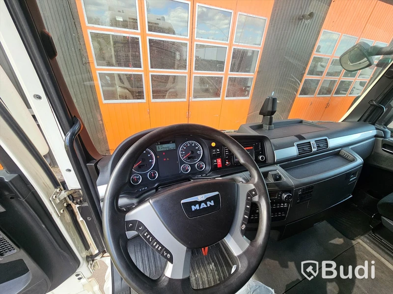 Dragbil MAN TGX 28.500 6X2-2 BLS -2016