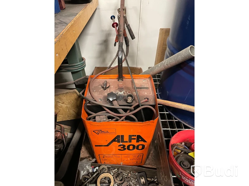 Alfa 300 Batteriladdare på hjul