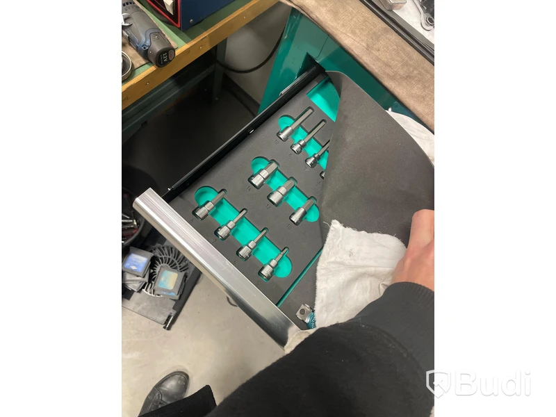 Kamasatools verktygsvagn med Kamasatools verktyg.
