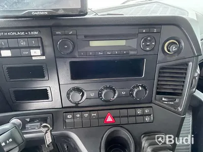 Lastbil Mercedes-Benz Antos 1824 | Fastskåp | Euro6