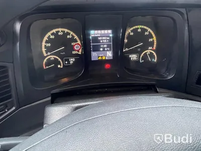 Lastbil Mercedes-Benz Antos 1824 | Fastskåp | Euro6