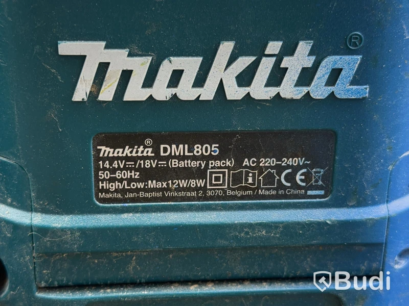 Makita work lights & batteries | 12 items
