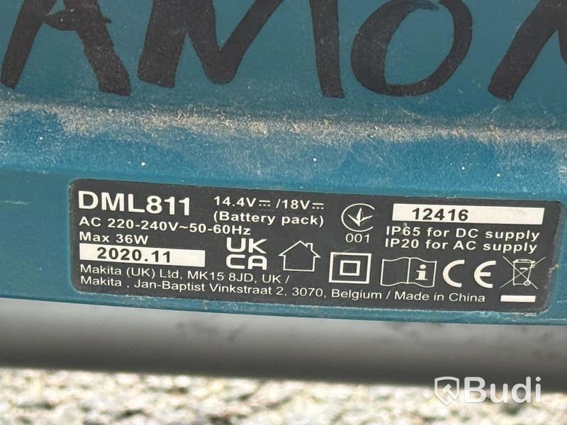 Makita work lights & batteries | 12 items