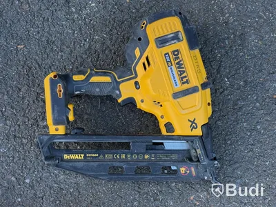 DeWalt DCN692 framing nailer & DCN660 brad nailer