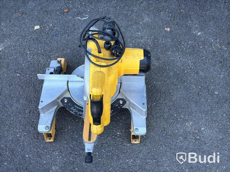 Kap- & gersåg DeWalt DWS777