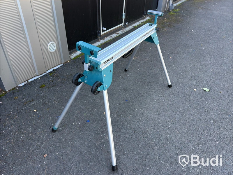 Sågbänk Makita WST06