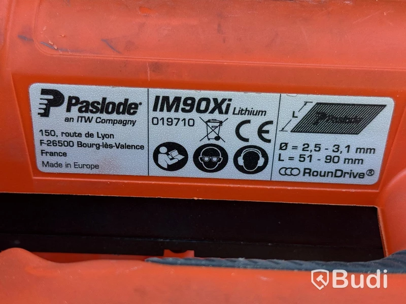 Paslode IM90Xi Nail Gun