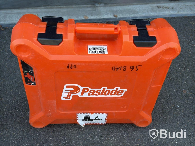 Paslode IM90Xi Nail Gun