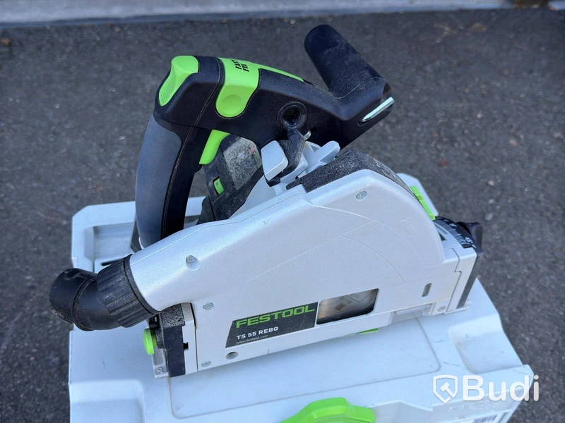 Festool TS 55 REBQ plunge saw with guide rails