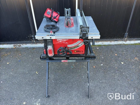 Batteridriven Bordssåg Milwaukee M18 FTS210