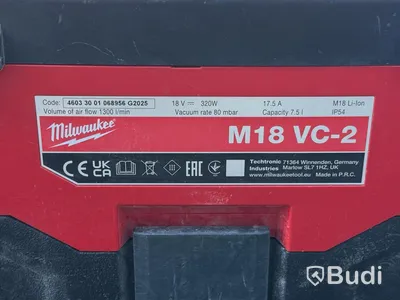 Milwaukee M18 VC-2 Battery-Powered Vacuum Cleaner