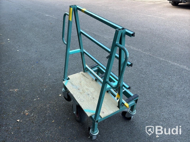Glass transport trolley