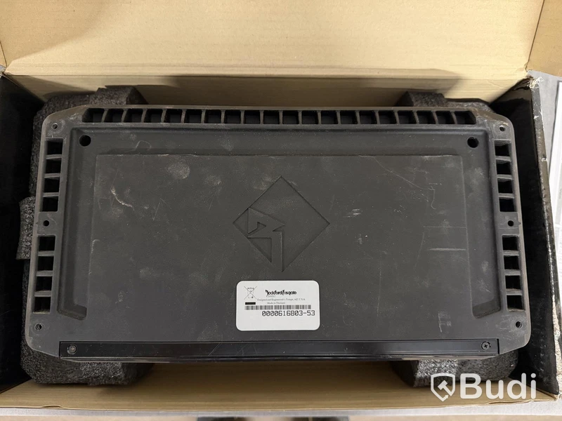 Bilförstärkare samt ljudprocessor Rockford Fosgate