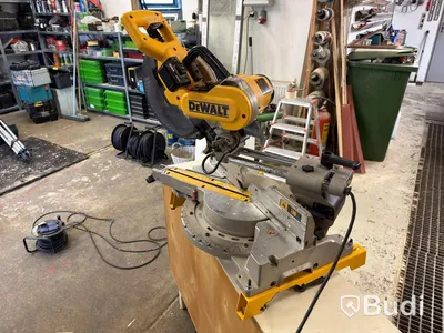 Mitre saw DeWalt DW717XPS-QS, 1675 W