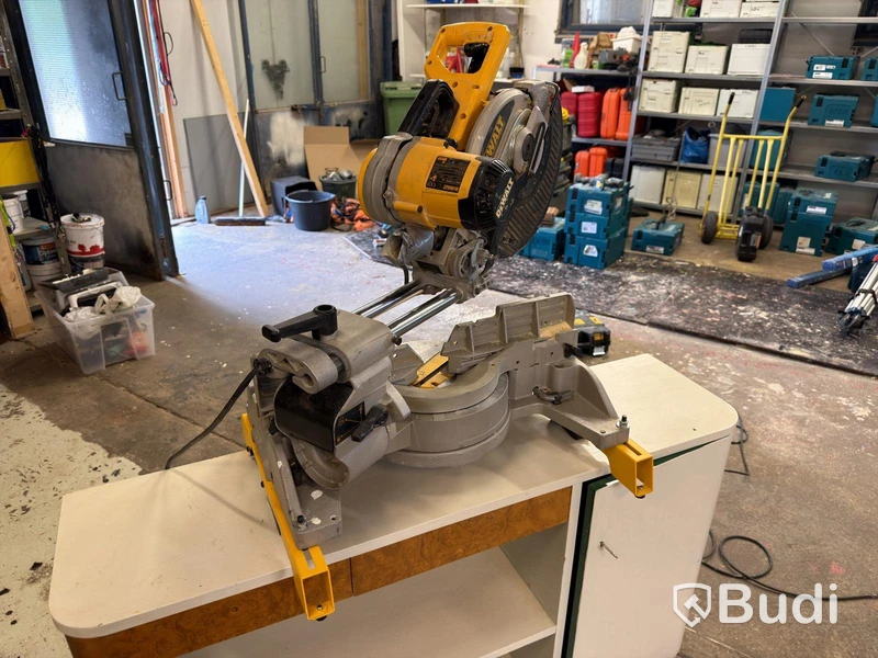 Mitre saw DeWalt DW717XPS-QS, 1675 W