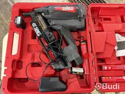 Spikpistol Senco SGT90i, med laddare och tillbehör