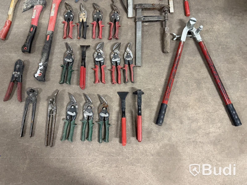 Lot of assorted hand tools