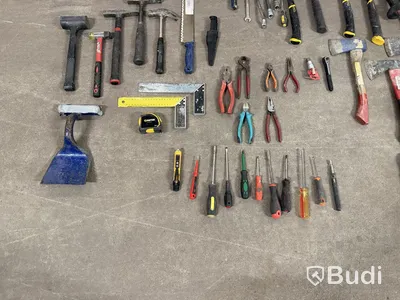Lot of assorted hand tools