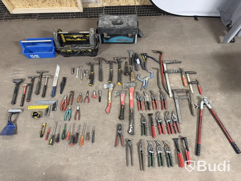 Lot of assorted hand tools