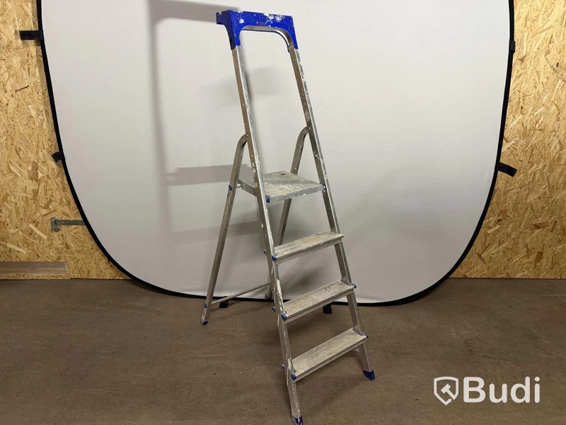 3 ladders