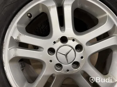 Hjulset Mercedes, 235/55 R18, dubbade vinterdäck