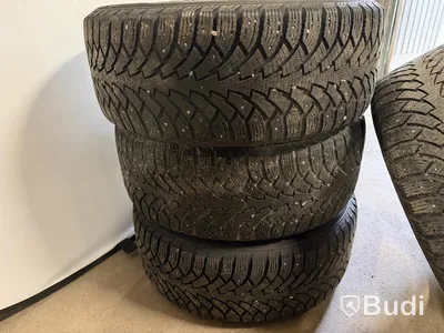 Hjulset Mercedes, 235/55 R18, dubbade vinterdäck