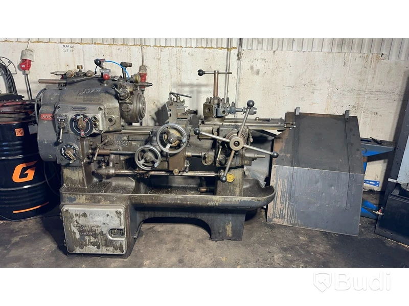 Svarv H.W. Ward No 2C - ca L200 cm inkl. pall med chuckar