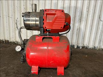 Hydrofor vattenpump Leander Pump, tank 24 L. Obs! Osäker funktion