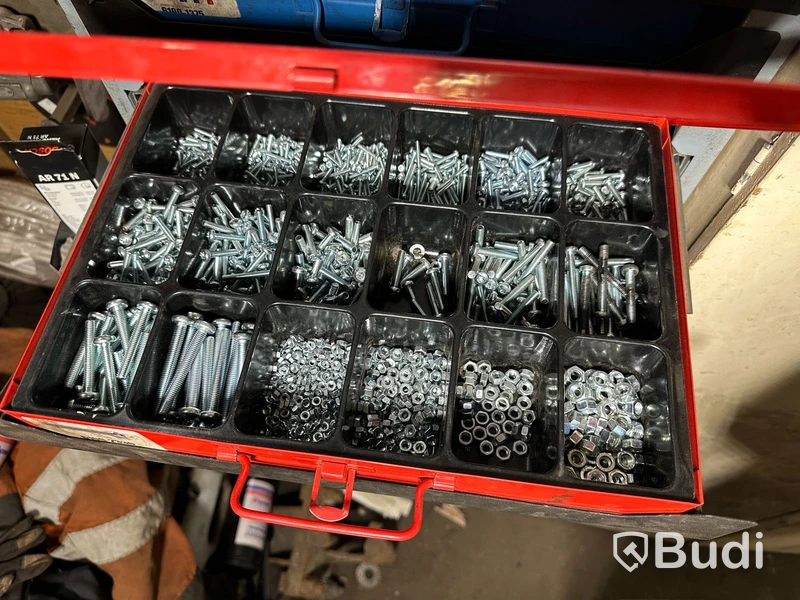 Diverse sorteringslådor IDG Tools inkl. innehåll
