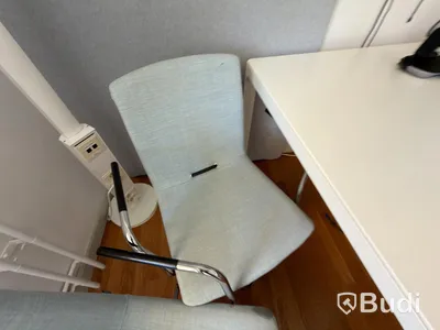 Table with 5 chairs on casters, Gärsnäs