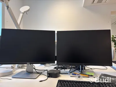 Workstation with height-adjustable desk, Kinnarps chair, 2 monitors and drawer unit
