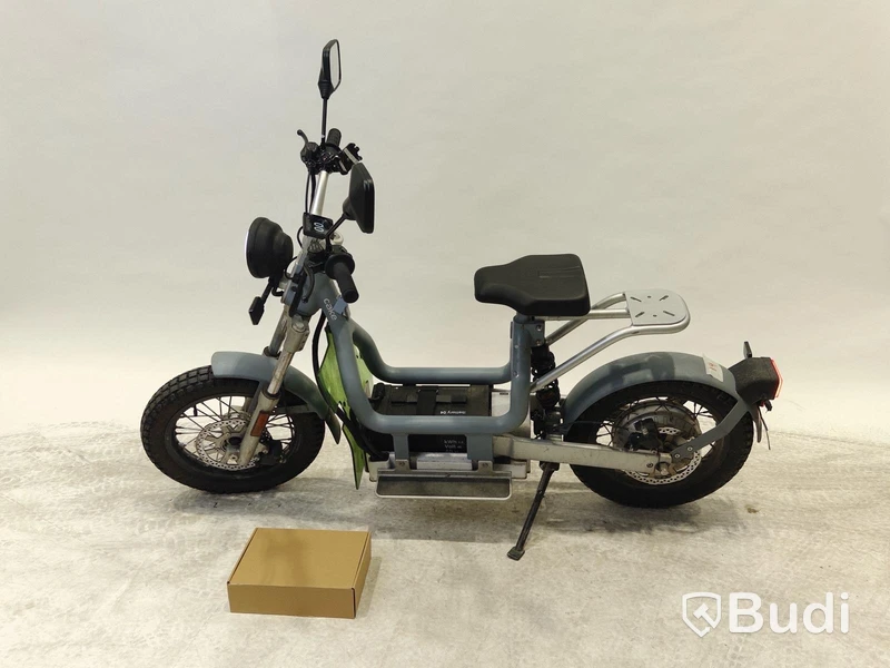 Moped Cake MAKKA FLEX GREY 2022, REGNR; FAS68M. Begagnad. Med Tillbehör.