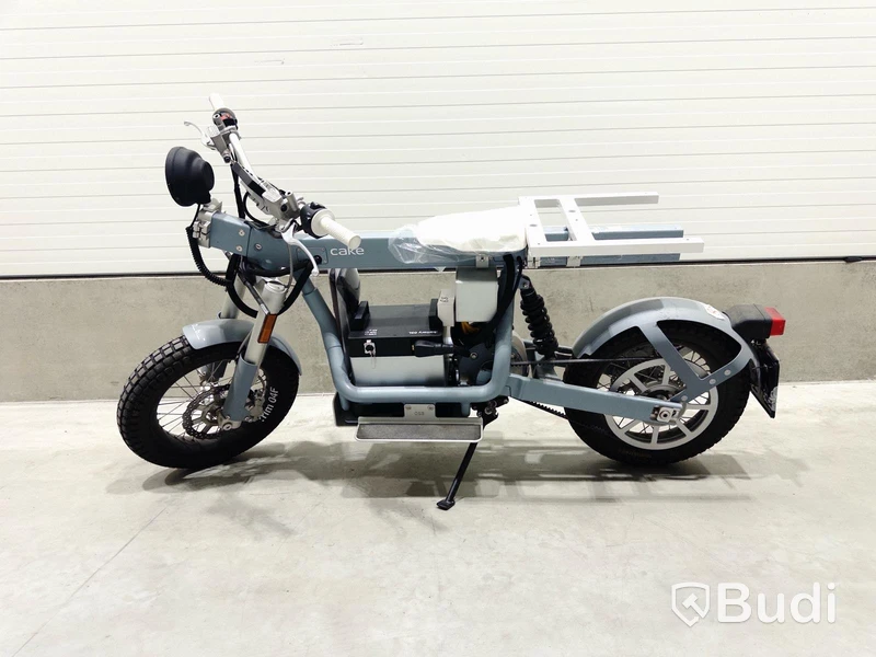 Moped Cake ÖSA FLEX 2021, REGNR; KZX80Y. Begagnad. Med Tillbehör.