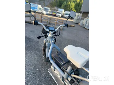 Moped Cake Makka Range | Två batterier | Reperationsobjekt