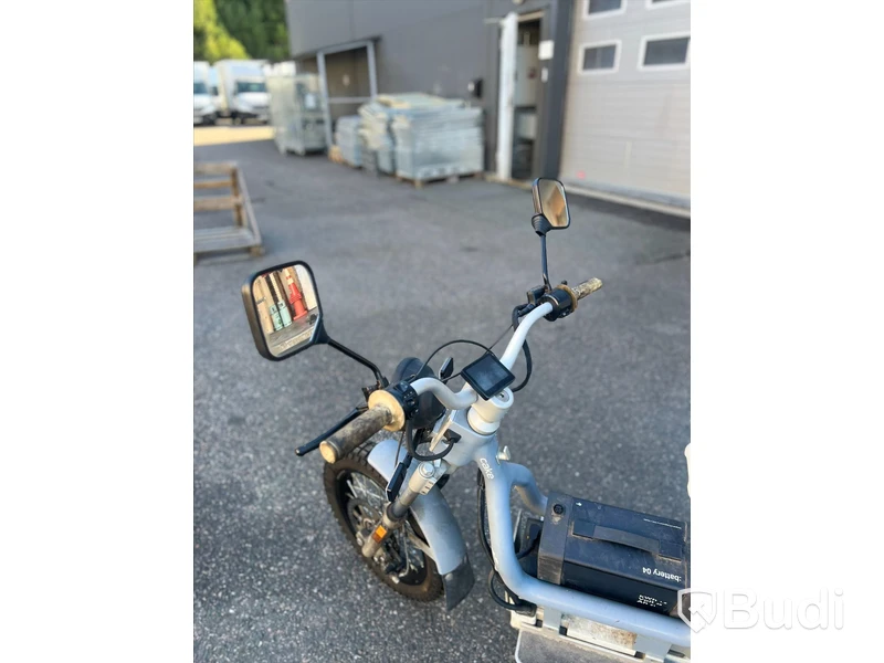 Moped Cake Makka Range | Två batterier | Reperationsobjekt