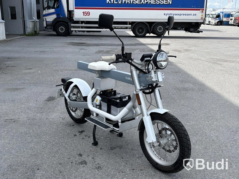 Lätt motorcykel Cake ÖSA PLUS. Begagnad. Obs! Utlandsregistrerad