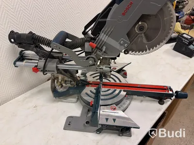 Kap- & gersåg Bosch GCM 8 SJL