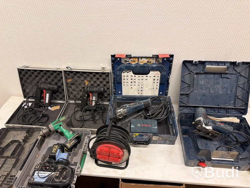 Multimaskin, spikpistoler, skruvdragare m.m.