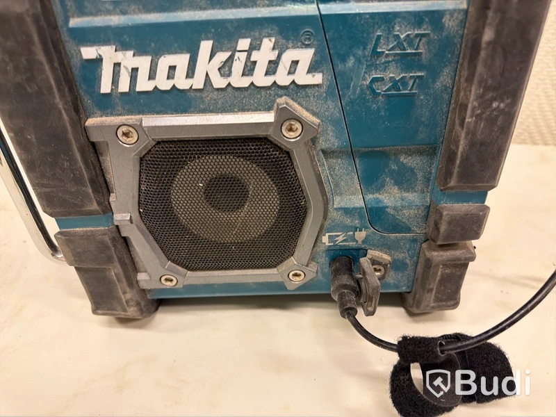 Radio Makita DMR301