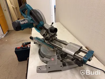 Kap- & gersåg Makita LS0815FL