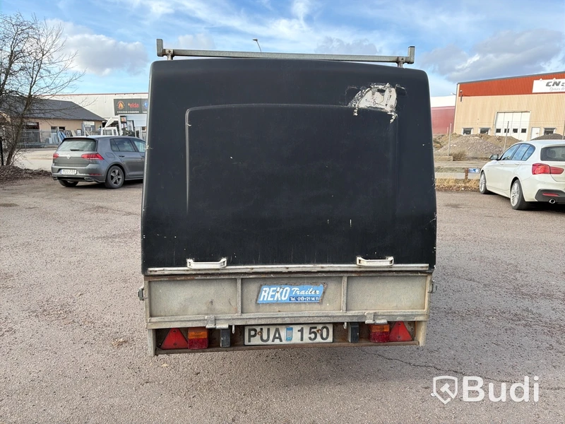 Släpvagn med kåpa Reko 750 kg -2000