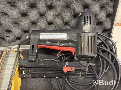 2 st Maestri ME 30 spikpistoler