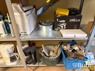 Byggprodukter, hyllor m.m. Stort Parti